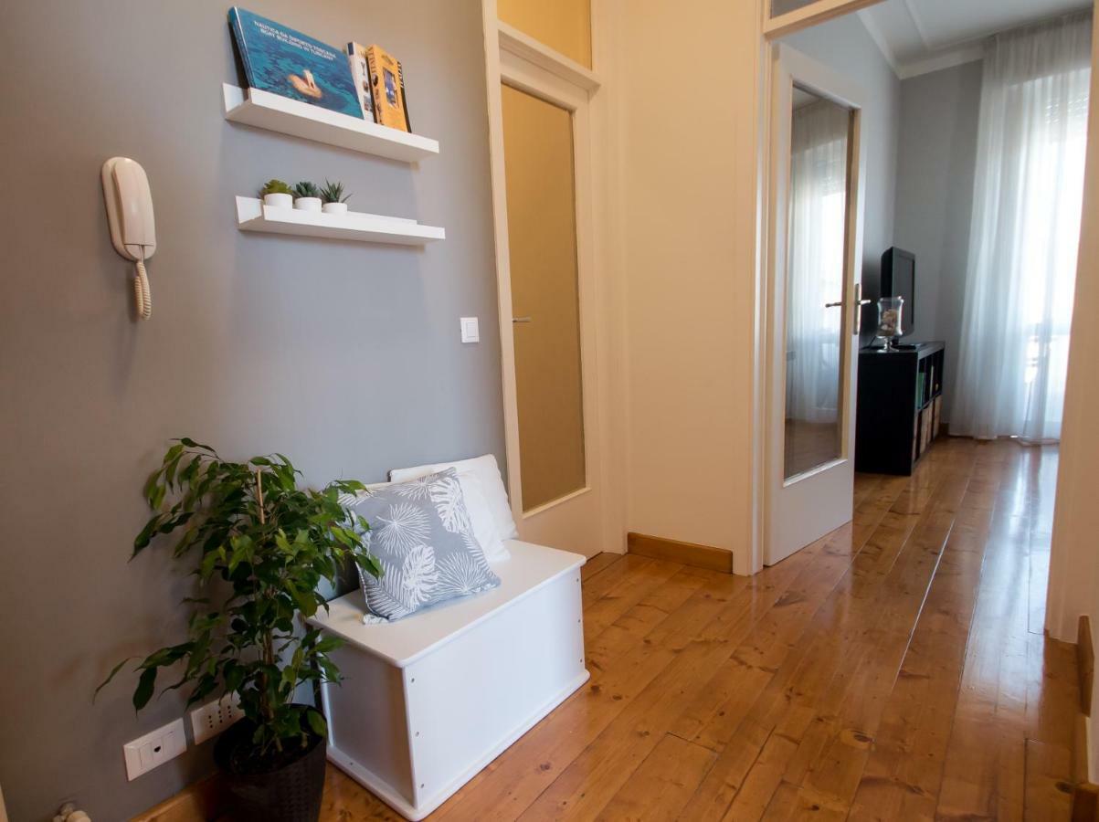 Ampio, Elegante Apt Con Aria Condizionata E Bici Gratis Viareggio Luaran gambar